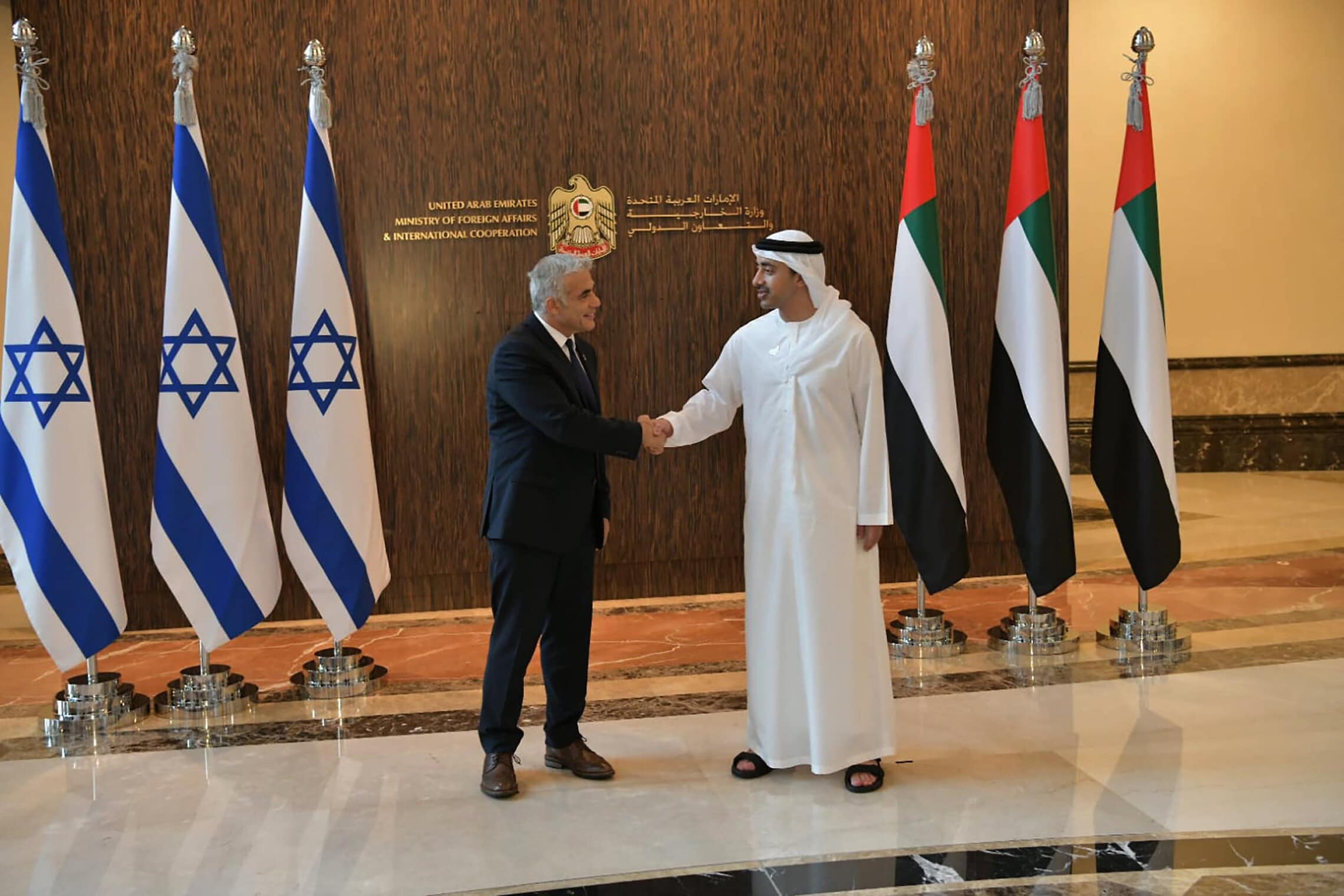 שר החוץ יאיר לפיד פוגש את עבדאללה בן זאיד אל נהיאן באבו דאבי, 30.6.2021 (צילום: שלומי אמסלם, לע
