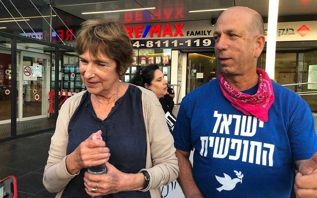 מירנדה בנט בחיפה, 2 ביוני 2021 (צילום: עמיר שדה) מירנדה בנט בחיפה, 2 ביוני 2021 (צילום: עמיר שדה)