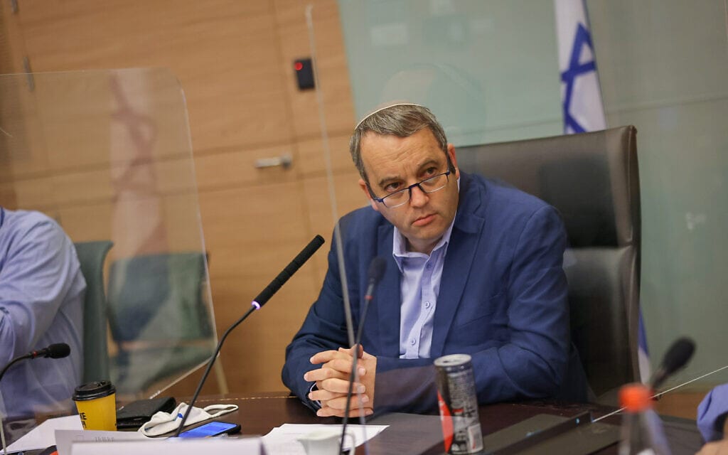 יושב ראש ועדת החוקה חבר הכנסת גלעד קריב בהכנת חוק הדיינים לקריאה שנייה ושלישית, 27 ביולי 2021 (צילום: דוברות הכנסת, נועם מושקוביץ) יושב ראש ועדת החוקה חבר הכנסת גלעד קריב בהכנת חוק הדיינים לקריאה שנייה ושלישית, 27 ביולי 2021 (צילום: דוברות הכנסת, נועם מושקוביץ)