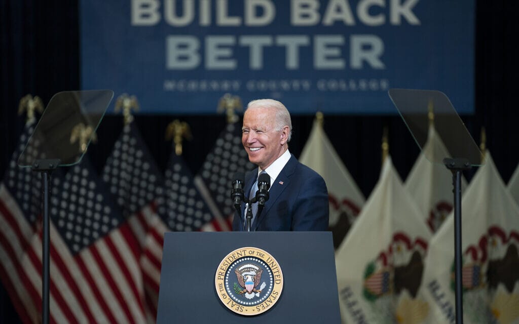 ג&#039;ו ביידן נואם על השקעה בתשתיות, 7 ביולי 2021 (צילום: AP Photo/Evan Vucci)