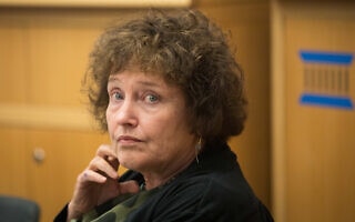 נגידת בנק ישראל לשעבר קרנית פלוג בכנס של המכון הישראלי לדמוקרטיה ב־2019 (צילום: יונתן זינדל/פלאש90) נגידת בנק ישראל לשעבר קרנית פלוג בכנס של המכון הישראלי לדמוקרטיה ב־2019 (צילום: יונתן זינדל/פלאש90)