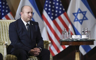 ראש הממשלה נפתלי בנט בוושינגטון, בפגישה עם שר החוץ האמריקאי אנתוני בלינקן, 25 באוגוסט 2021 (צילום: Olivier Douliery/Pool via AP) ראש הממשלה נפתלי בנט בוושינגטון, בפגישה עם שר החוץ האמריקאי אנתוני בלינקן, 25 באוגוסט 2021 (צילום: Olivier Douliery/Pool via AP)