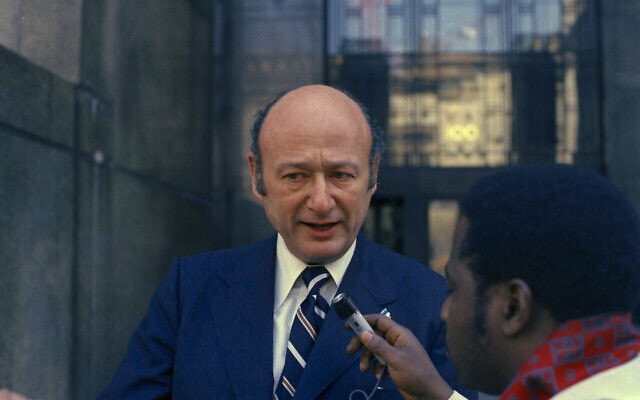 אד קוץ&#039; בניו יורק, 1 במרץ 1973 (צילום: AP Photo/Anthony Camerano, File)
