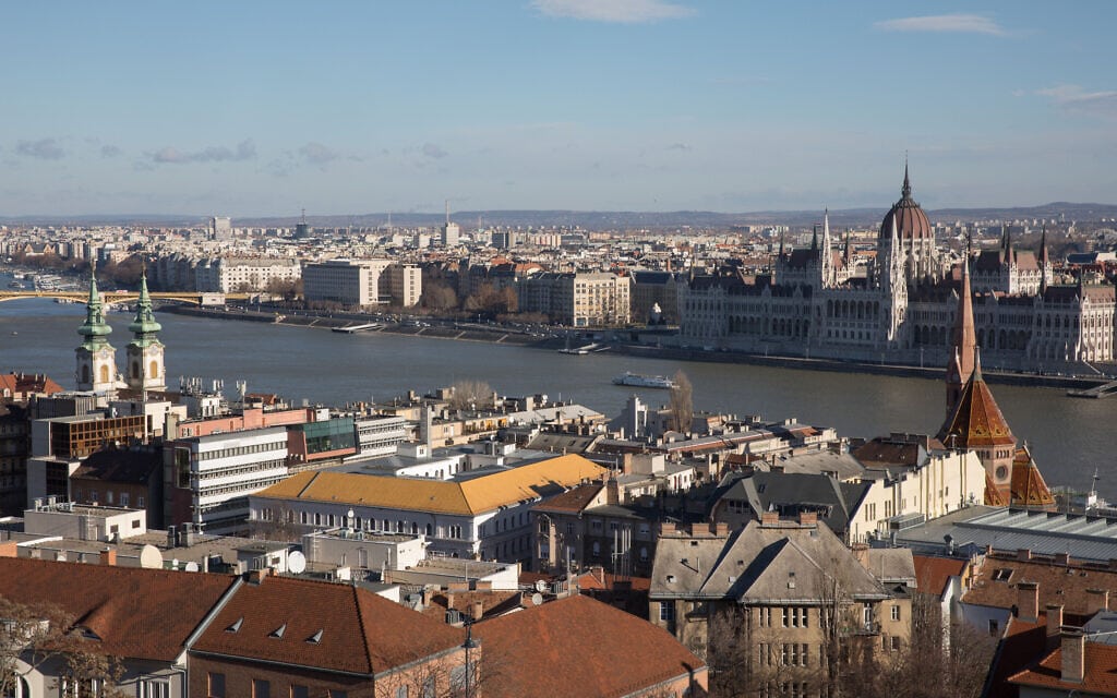 מבט על בודפשט, הונגריה (צילום: נתי שוחט/פלאש90)