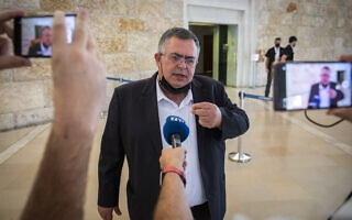 דוד ביטן בבית המשפט העליון, 9 באוגוסט 2021 (צילום: אוליבייה פיטוסי/פלאש90) דוד ביטן בבית המשפט העליון, 9 באוגוסט 2021 (צילום: אוליבייה פיטוסי/פלאש90)