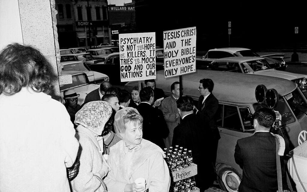 Jack Ruby Protest (צילום: AP Photo)