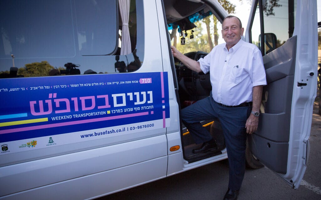 ראש עיריית תל אביב רון חולדאי בהשקת שירות נעים בסופ&quot;ש, 20 בנובמבר 2019 (צילום: מרים אלסטר/פלאש90)