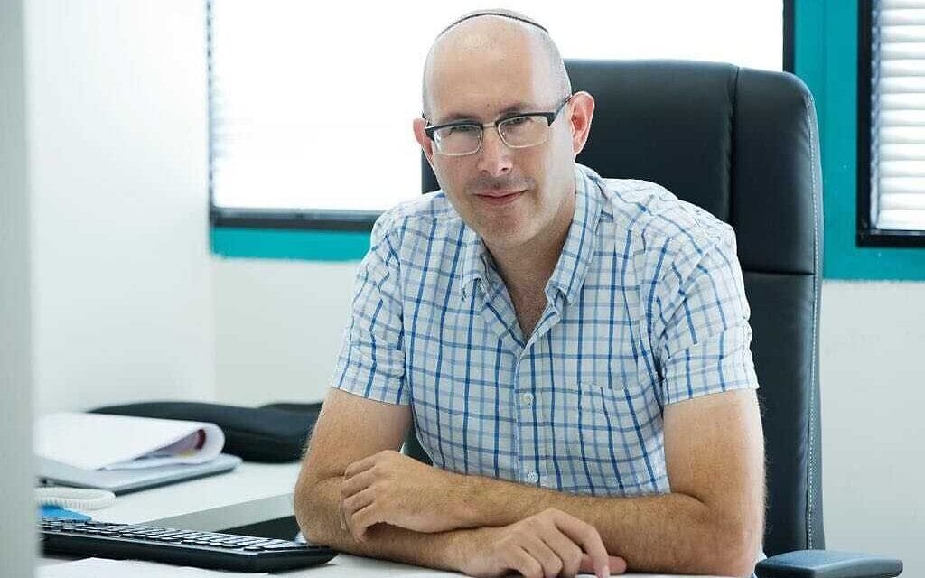אלעד טנא (צילום: איה אפרים) אלעד טנא (צילום: איה אפרים)