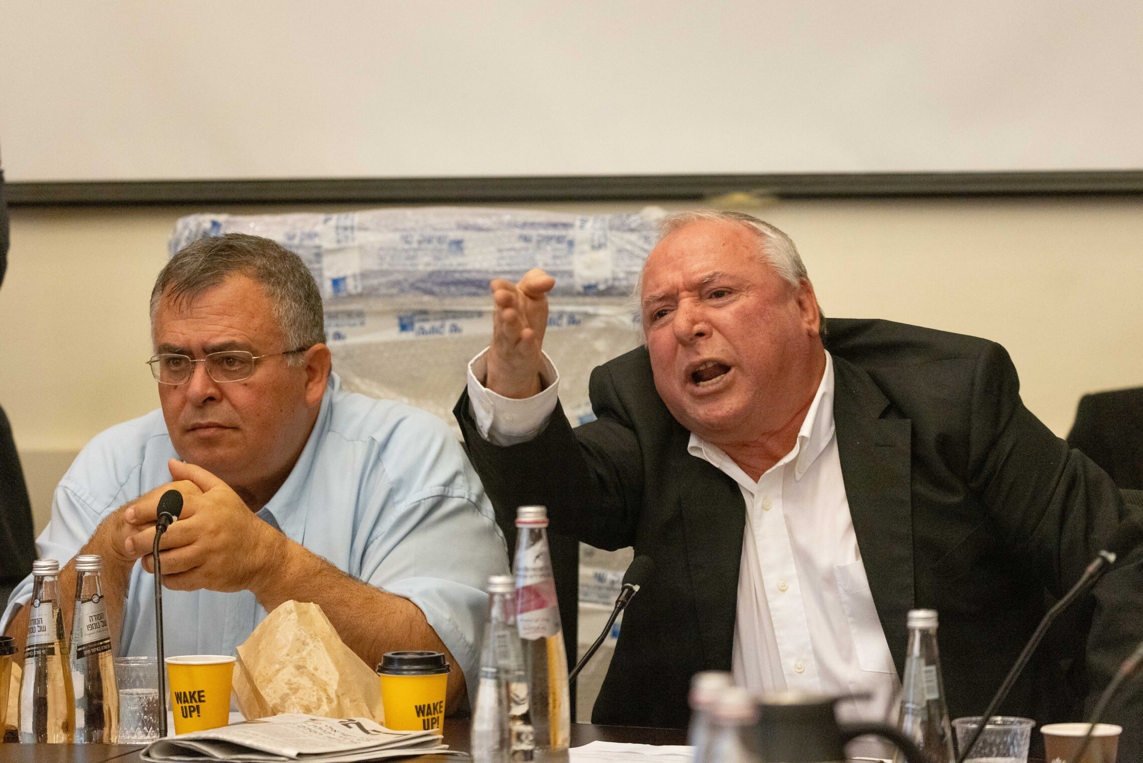דוד אמסלם ודוד ביטן בישיבה של הוועדה המסדרת בכנסת, 5 ביולי 2021 (צילום: יונתן זינדל/פלאש90)