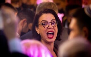 גלית דיסטל אטבריאן (צילום: יונתן זינדל/פלאש90) גלית דיסטל אטבריאן (צילום: יונתן זינדל/פלאש90)