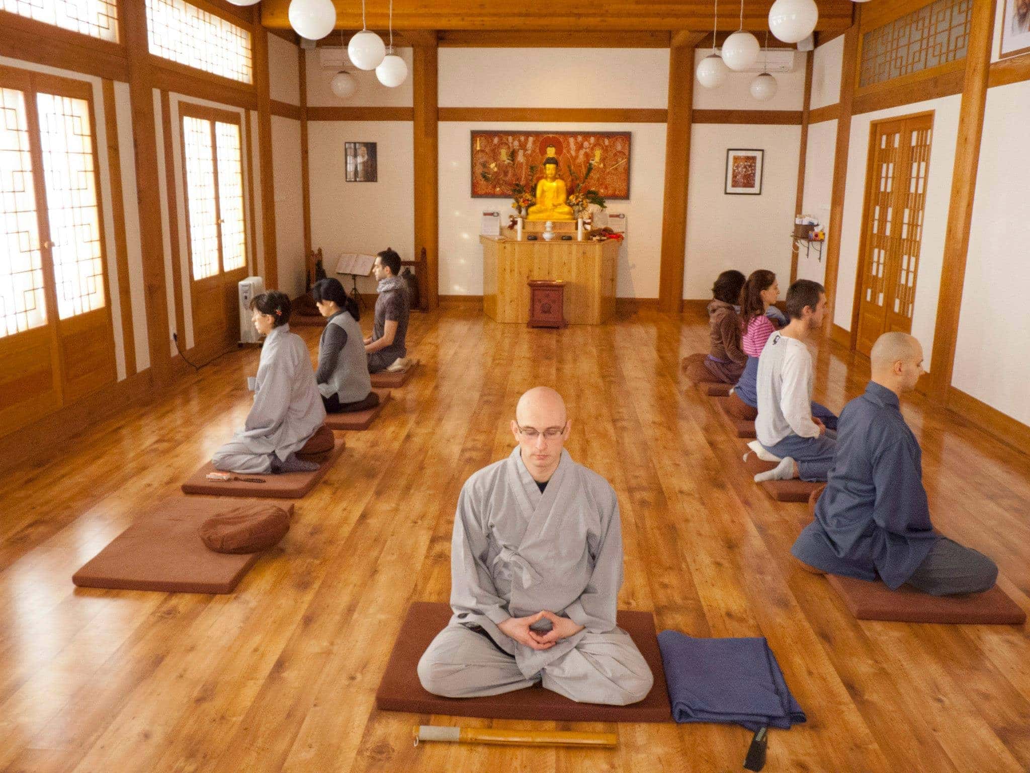 מדיטציה במנזר (צילום: Won Kwang Sa)