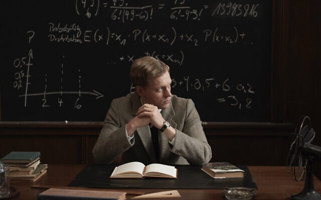 צילום מתוך &quot;הרפתקאותיו של מתמטיקאי&quot; בבימויו של תור קליין (צילום: באדיבות DragonFly Films)