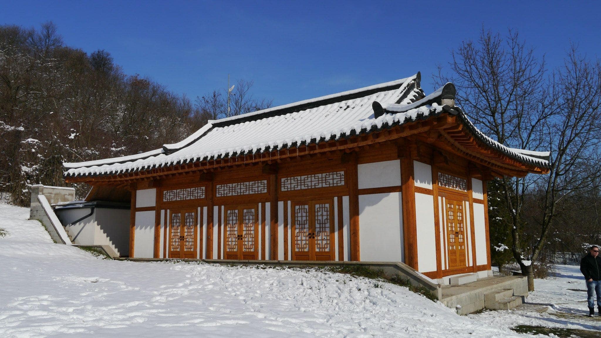 מקדש זן במנזר (צילום: Won Kwang Sa)