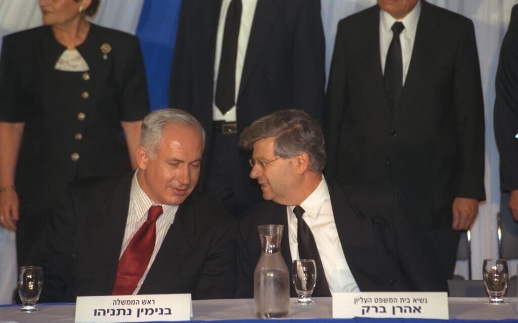 בנימין נתניהו ואהרון ברק (צילום: פליקר - Government Press Office (Israel))
