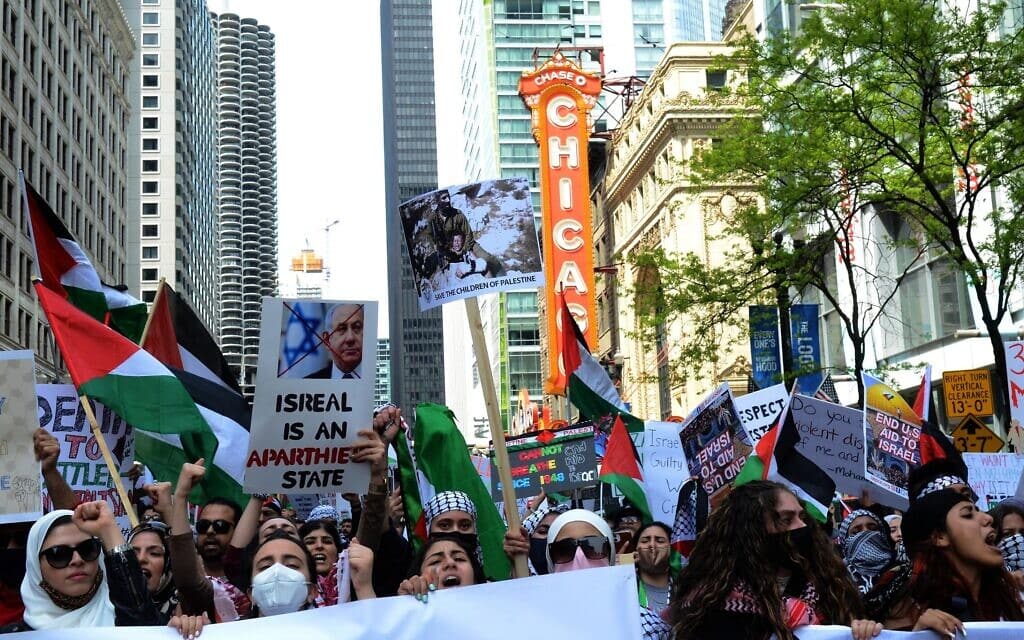 רובע העסקים של שיקגו, שבו נמצא המטה של מורנינגסטאר, הפך לאתר להפגנות פרו־פלסטיניות (צילום: Boczarski/Anadolu Agency via Getty Images)