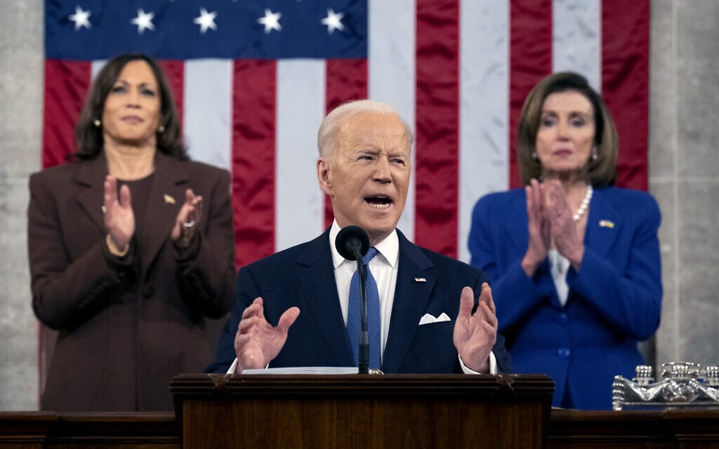 נשיא ארה"ב ג'ו ביידן בנאום מצב האומה בקונגרס, 1 במרץ 2022 (צילום: Saul Loeb, Pool via AP)