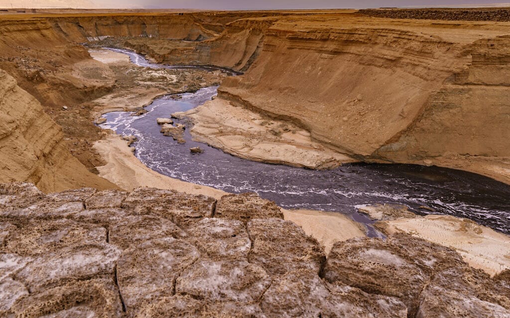 הנהר הנסתר בים המלח, מרץ 2022 (צילום: יניב נדב/פלאש90)