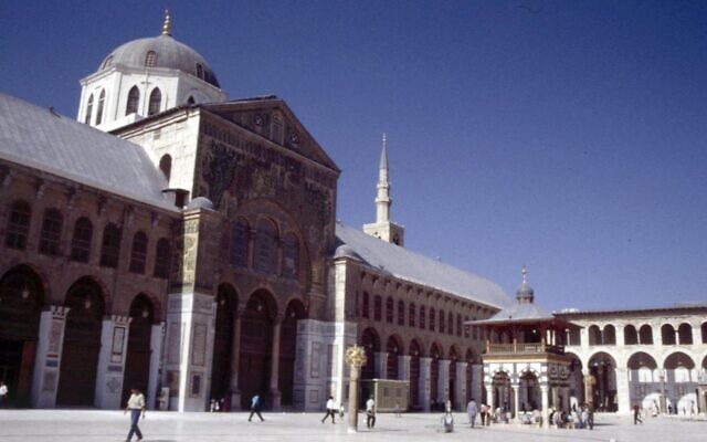 המסגד של בית אומייה בדמשק (צילום: ויקיפדיה, Fulvio&#039;s)