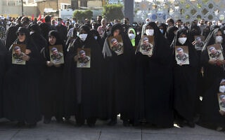 הלוויית ציאד חודאי באיראן, 2022 (צילום: AP Photo/Vahid Salemi)