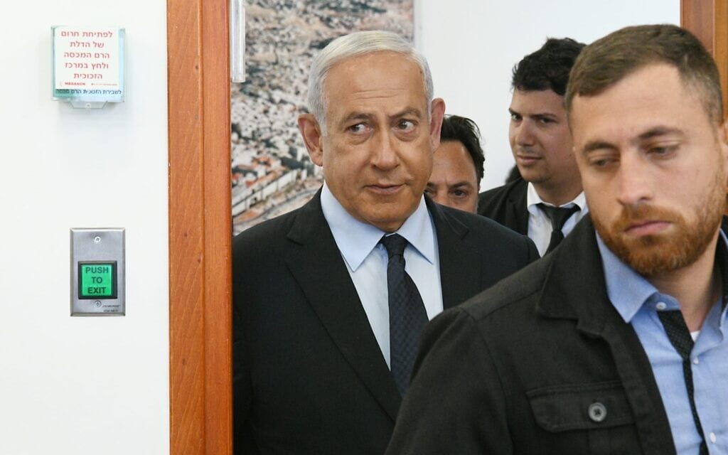 בנימין נתניהו בבית המשפט המחוזי בירושלים, 10 במאי 2022 (צילום: ראובן קסטרו/פול)