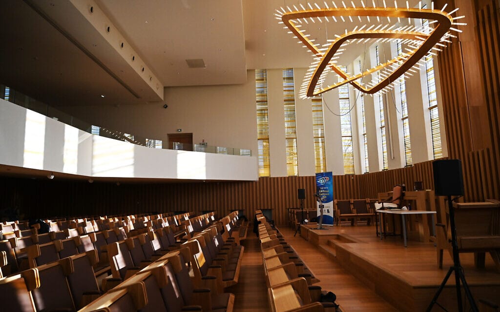בית הכנסת ספרא במרכז היהודי האירופי בפריז, 26 בפברואר, 2020 (צילום: כנען ליפשיץ)