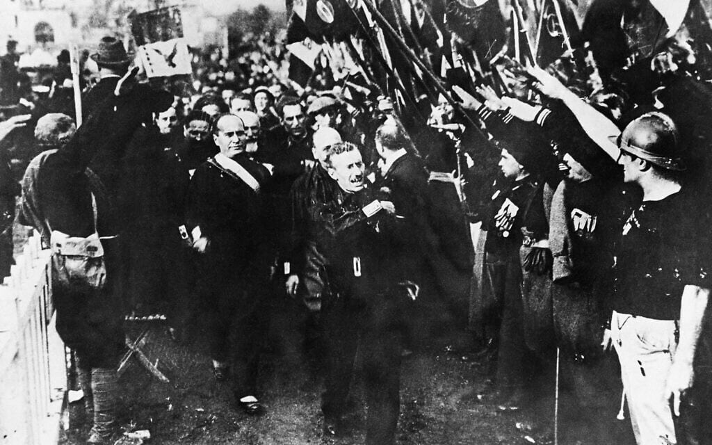 תמונה מהמצעד על רומא שהוביל מוסוליני, 24 באוקטובר 1922 (צילום: AP Photo)
