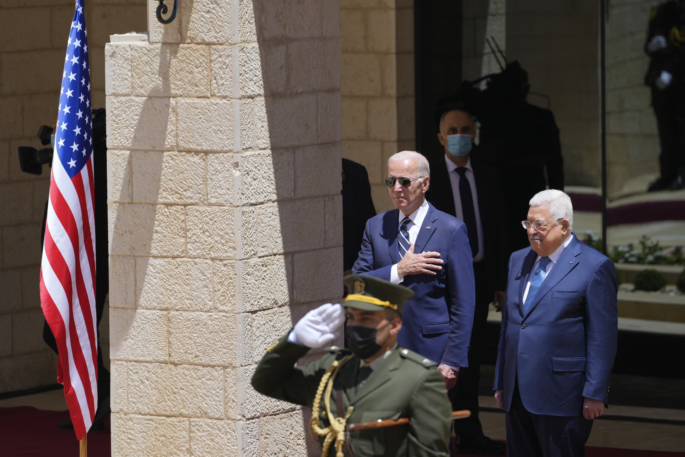 נשיא ארה&quot;ב ג&#039;ו ביידן נועד עם יו&quot;ר הרשות הפלסטינית מחמוד עבאס בבית לחם, 15 ביולי 2022 (צילום: AP Photo/Majdi Mohammed)
