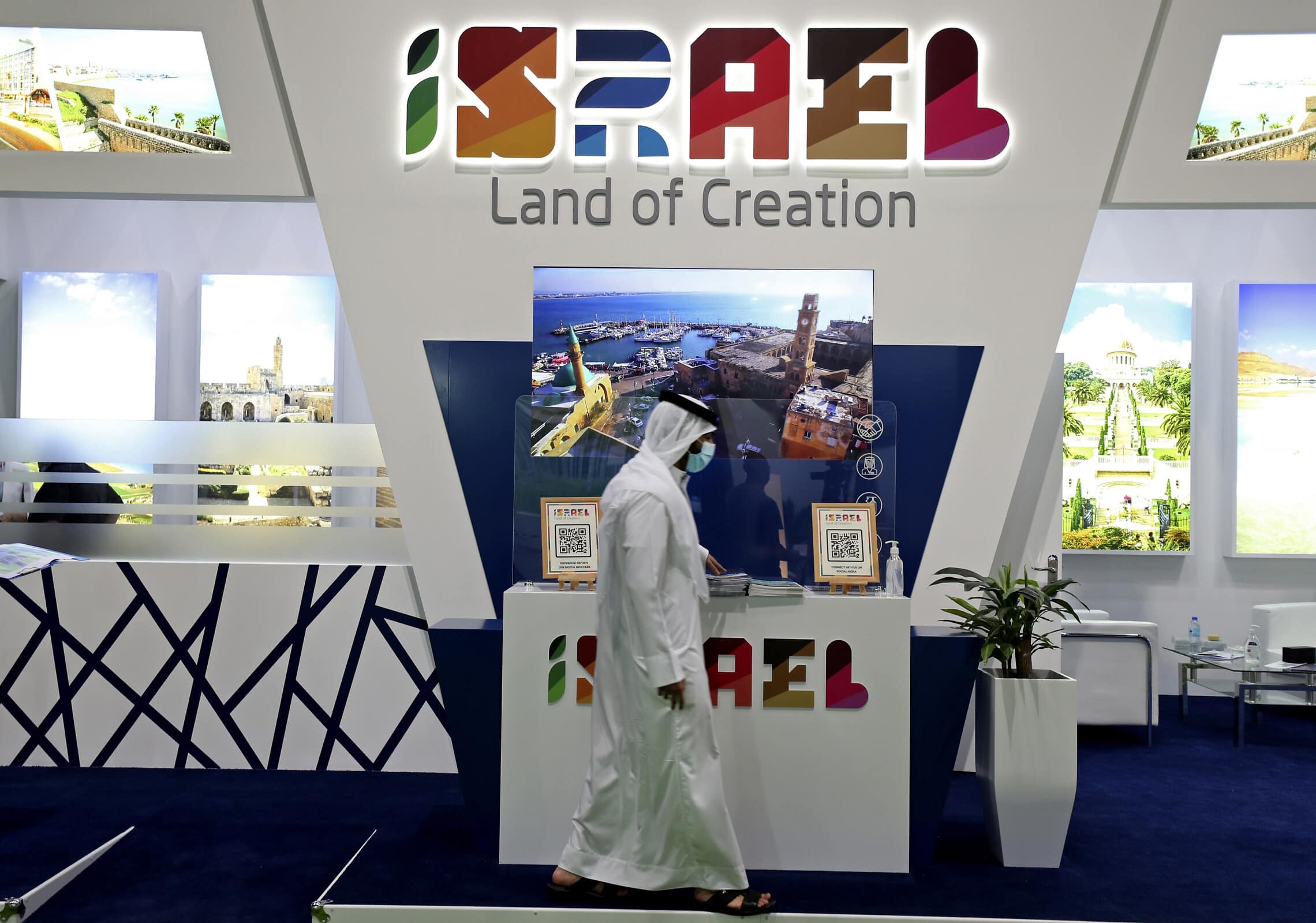 דוכן של ישראל בתערוכת שוק התיירות בדובאי, 16 במאי 2021 (צילום: AP Photo/Kamran Jebreili)