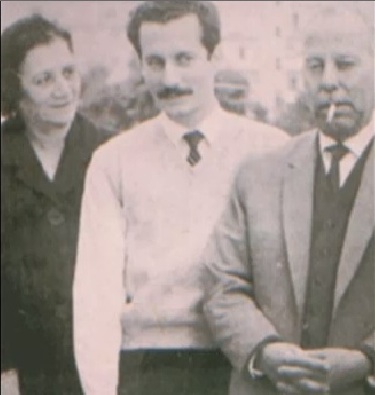 ע&#039;סאן כנפאני עם הוריו (צילום: Kanafani Archives)