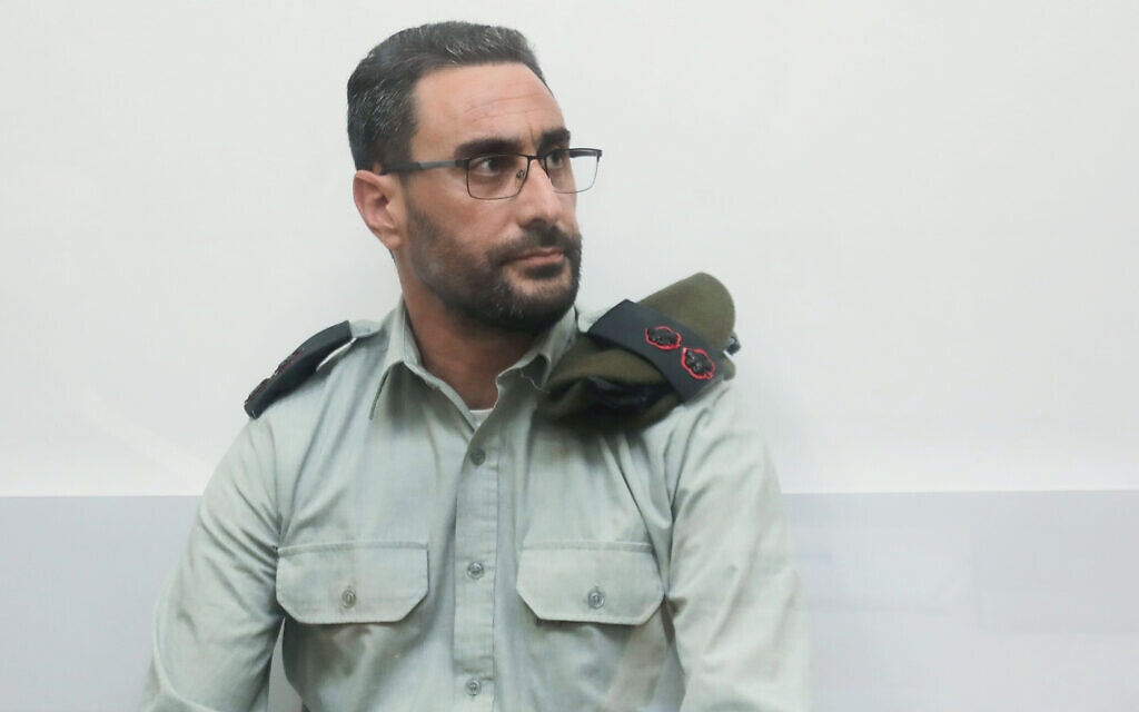דן שרוני בבית הדין הצבאי בבית ליד, 21 באוגוסט 2022 (צילום: Gideon Markowicz/Flash90) דן שרוני בבית הדין הצבאי בבית ליד, 21 באוגוסט 2022 (צילום: Gideon Markowicz/Flash90)