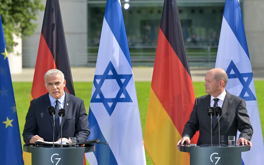 קנצלר גרמניה אולף שולץ וראש הממשלה יאיר לפיד במסיבת עיתונאים משותפת בברלין, 12 בספטמבר 2022 (צילום: קובי גדעון/לע&quot;מ)
