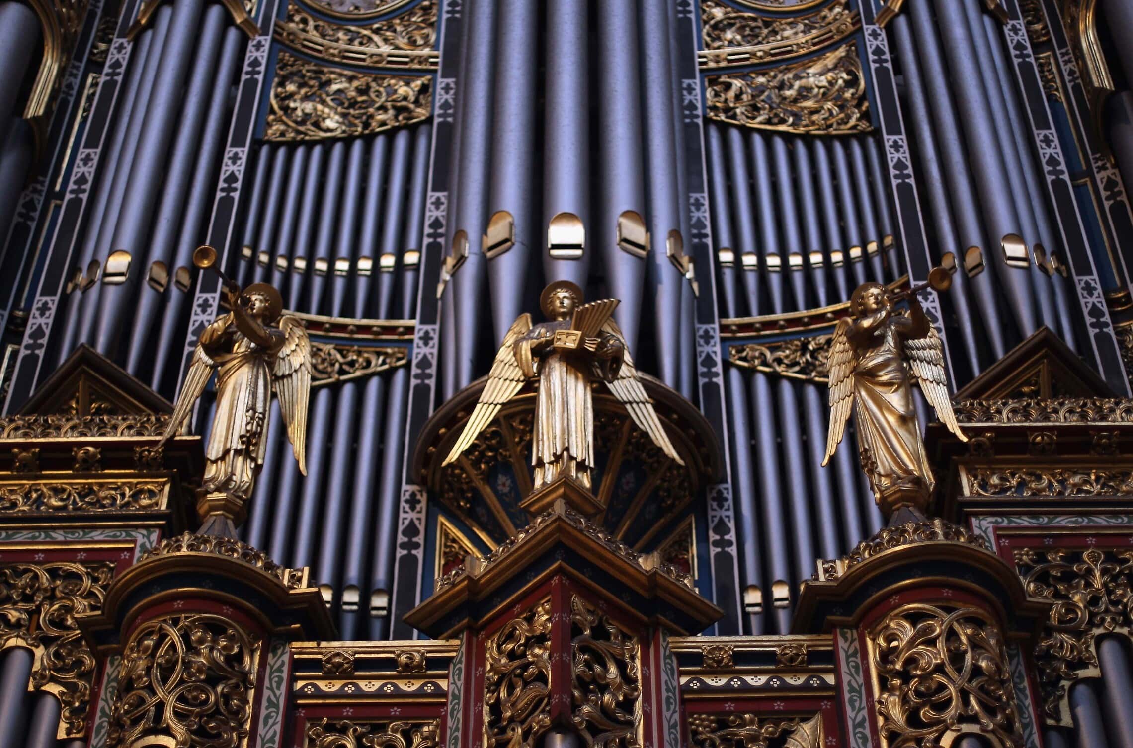 צינורות האורגן בכנסיית וסטמינסטר בלונדון, בריטניה