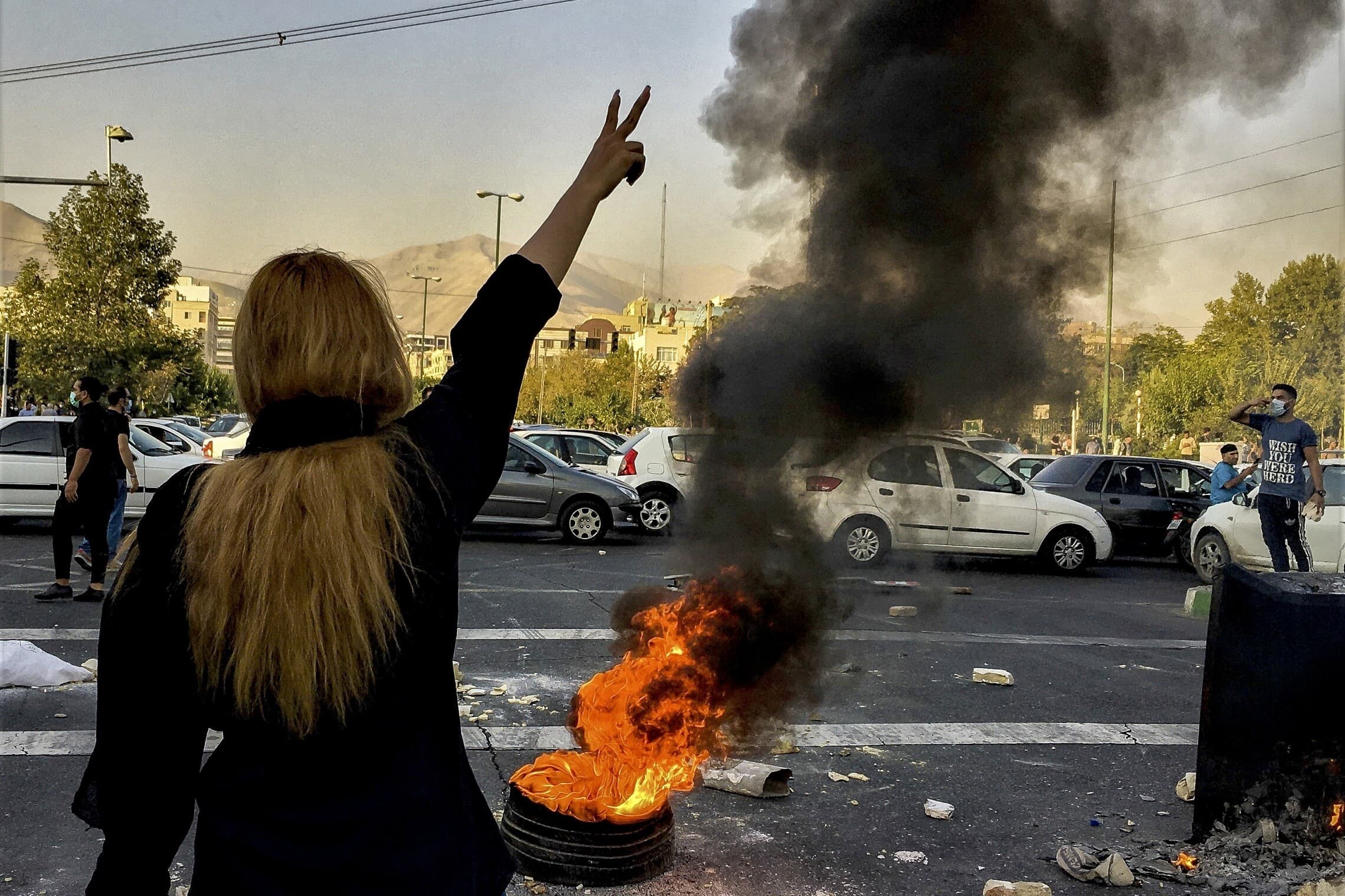 מחאת החיג&#8217;אב באיראן, 1 באוקטובור 2022 (צילום: AP Photo/Middle East Images, File)