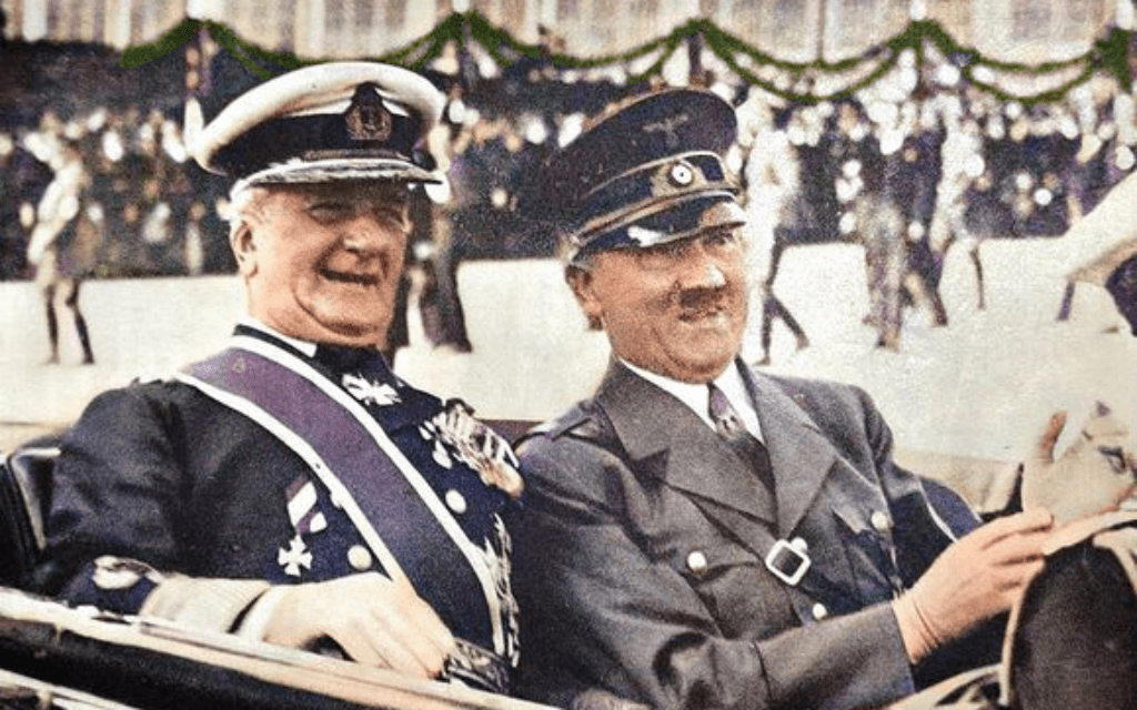 מיקלוש הורטי ואדולף אייכמן ב־1938 (צילום: Wikimedia commons/ Mareček2000/ CC BY-SA)