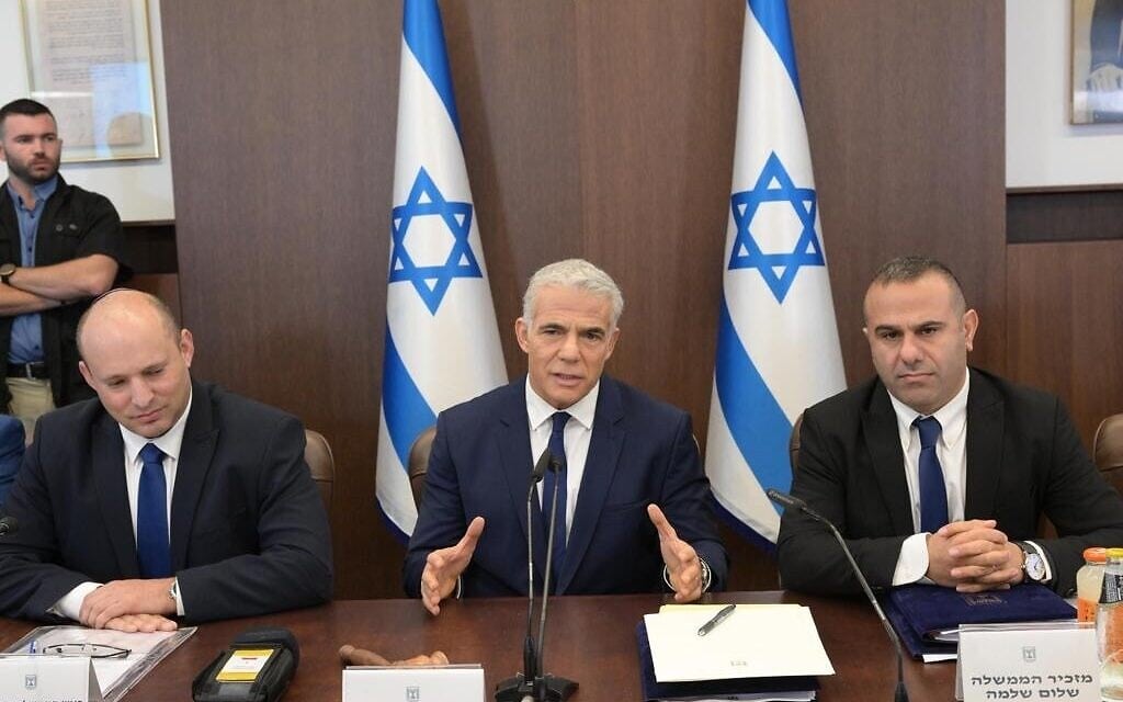 ראש הממשלה יאיר לפיד בישיבת הממשלה המיוחדת לאישור הסכם הגבול הימי, 27 לאוקטובר 2022 (צילום: עמוס בן גרשום/ לע"מ) ראש הממשלה יאיר לפיד בישיבת הממשלה המיוחדת לאישור הסכם הגבול הימי, 27 לאוקטובר 2022 (צילום: עמוס בן גרשום/ לע"מ)