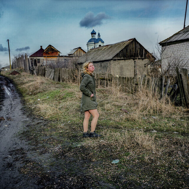 מתוך "Anti-Terrorist Operation Zone: צילומי מלחמה מאוקראינה" של פבל וולברג, 22 בנובמבר עד 22 בינואר בגלריה לאמנות של ויצו חיפה (צילום: פבל וולברג)