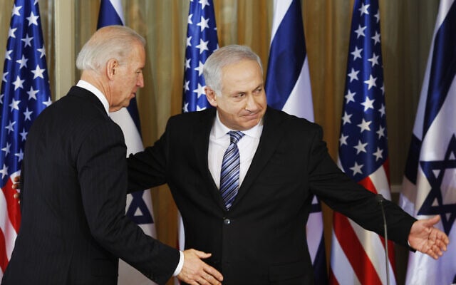 ג'ו ביידן ובנימין נתניהו בירושלים, 9 במרץ 2010 (צילום: AP Photo/Ariel Schalit) ג'ו ביידן ובנימין נתניהו בירושלים, 9 במרץ 2010 (צילום: AP Photo/Ariel Schalit)