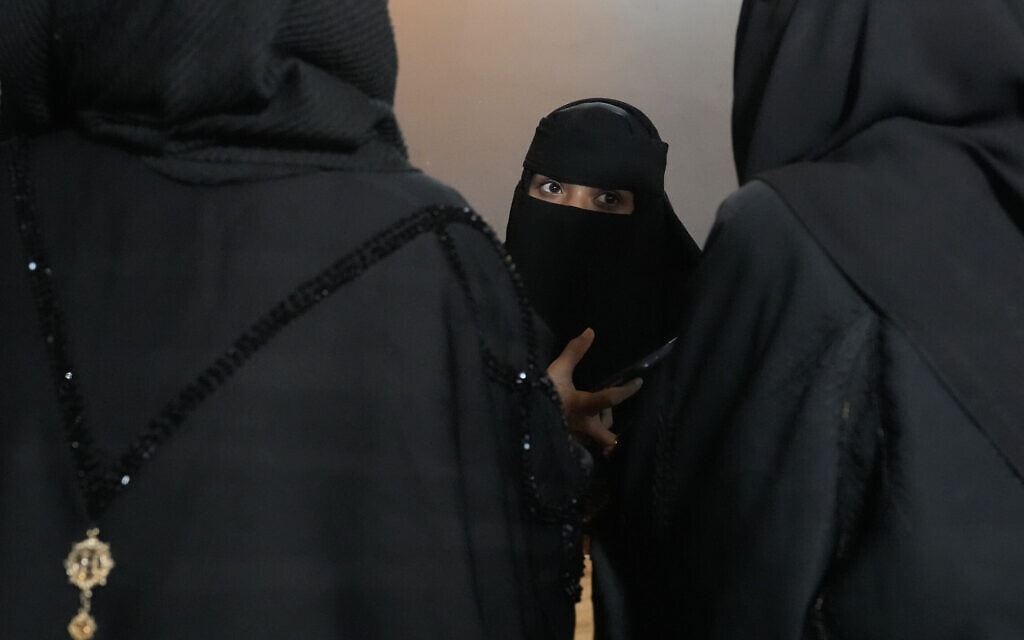 נשים בחיג'אב, אילוסטרציה (צילום: AP Photo/Aijaz Rahi)