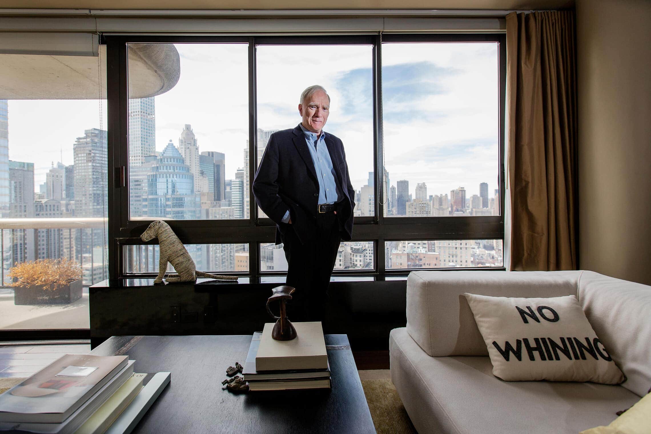 רוברט מקי בדירתו בניו יורק ב-2016, (צילום: Orjan Ellingvag / Alamy)