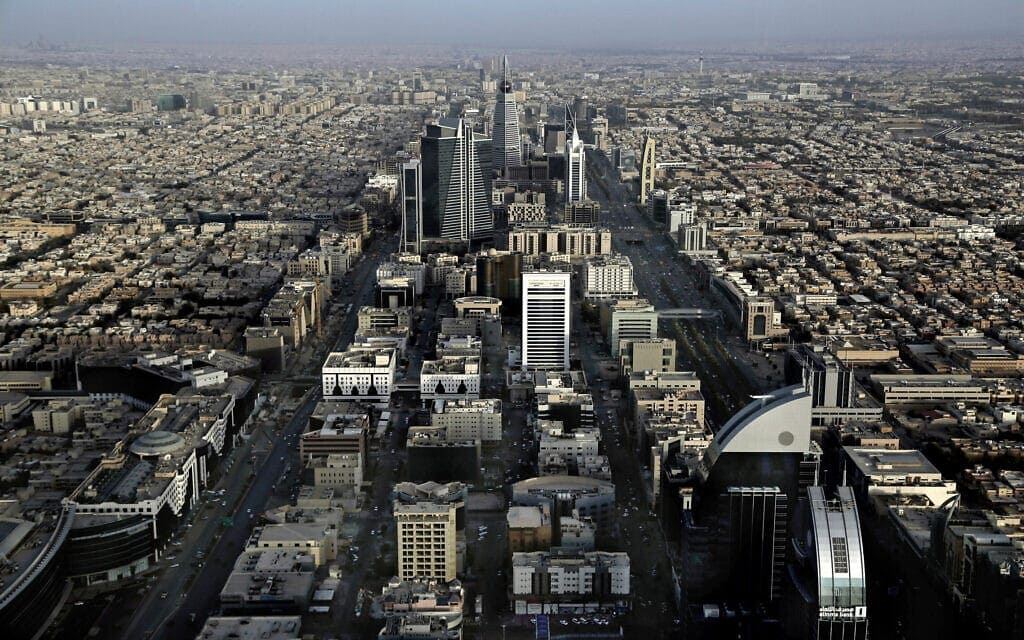 מבט אווירי על ריאד, בירת ערב הסעודית (צילום: AP Photo/Nariman El-Mofty)