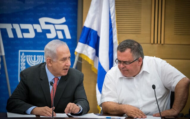 בנימין נתניהו ודוד ביטן בישיבת סיעה של הליכוד בכנסת, 12 ביוני 2017