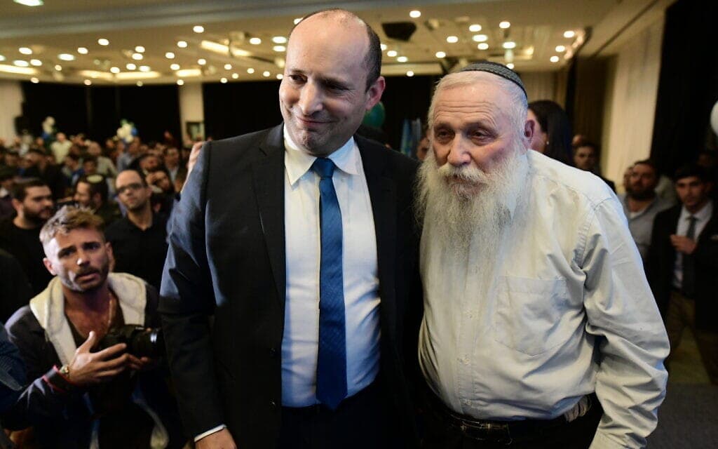 רה"מ לשעבר נפתלי בנט והרב חיים דרוקמן ז"ל בפתיחת קמפיין מפלגת ימינה, 12.6.2020 (צילום: תומר נויברג, פלאש 90) רה"מ לשעבר נפתלי בנט והרב חיים דרוקמן ז"ל בפתיחת קמפיין מפלגת ימינה, 12.6.2020 (צילום: תומר נויברג, פלאש 90)