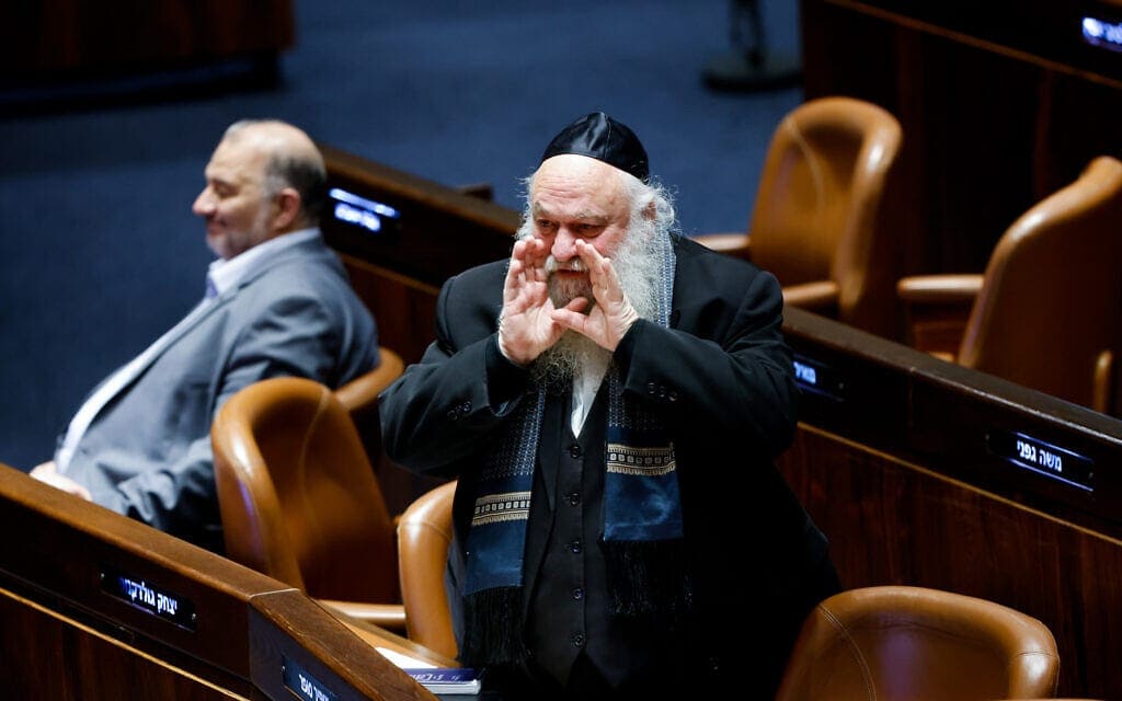 יצחק גולדקנופף במליאת הכנסת, 19 בדצמבר 2022 (צילום: אוליבייה פיטוסי/פלאש90)