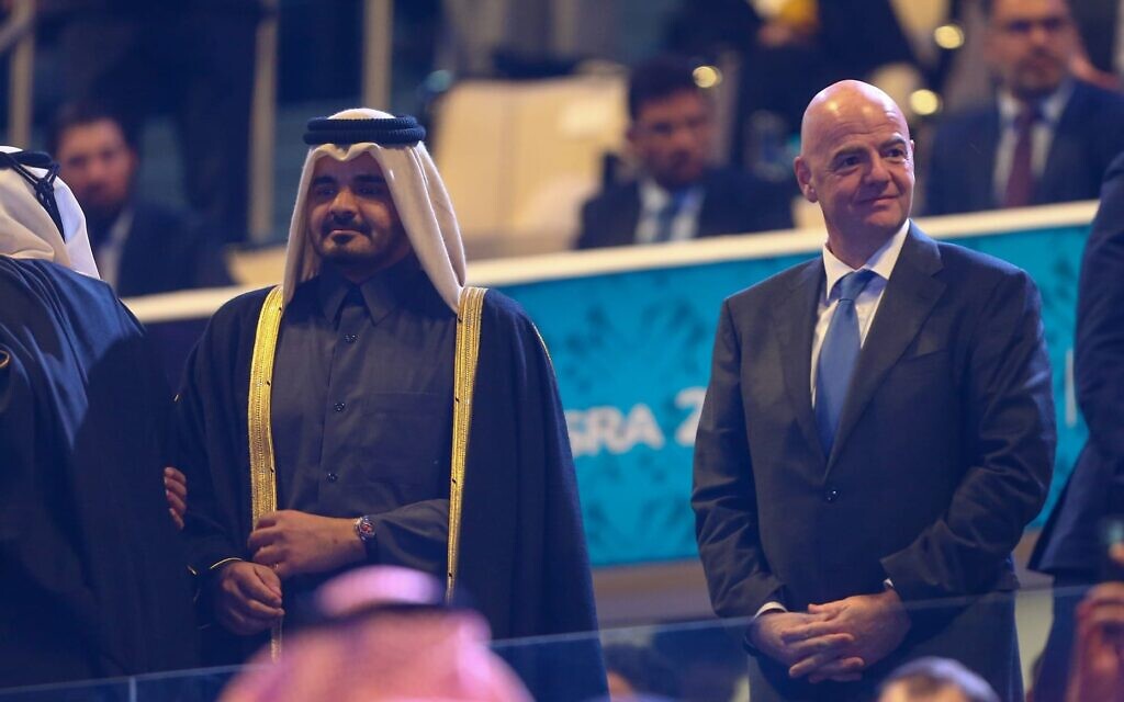 נשיא פיפ"א ג'ובאני אינפנטינו במשחק הפתיחה של "גביע המפרץ הערבי", 6 בינואר 2023 (צילום: מתוך עמוד הפייסבוק הרשמי של AGCFF)