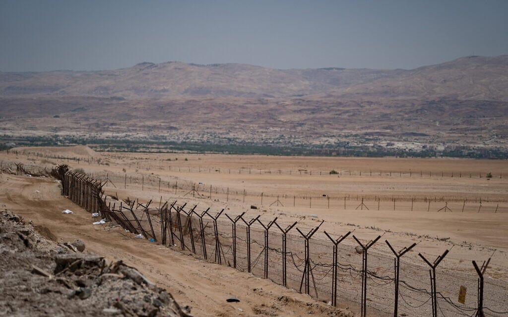 מבט על הגבול בין ישראל לירדן, 17 ביוני 2020 (צילום: יניב נדב, פלאש 90)