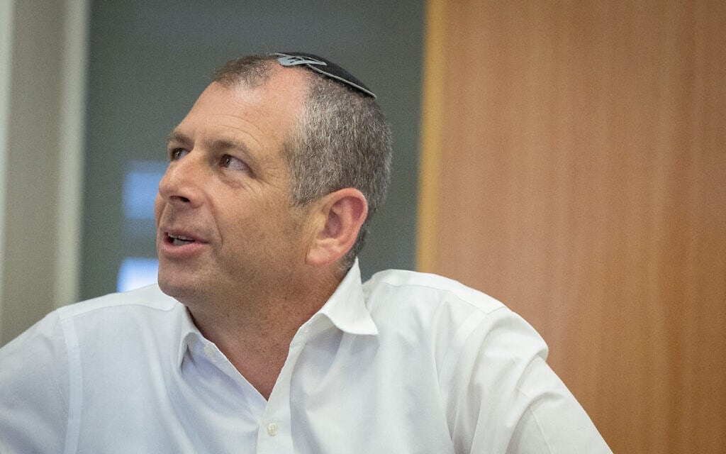 שלומי הייזלר במשרד האוצר בירושלים, 12 ביוני 2022 (צילום: יונתן זינדל, פלאש 90) שלומי הייזלר במשרד האוצר בירושלים, 12 ביוני 2022 (צילום: יונתן זינדל, פלאש 90)