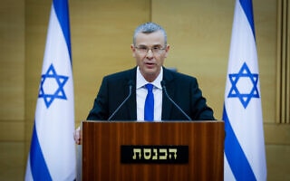 שר המשפטים יריב לוין מציג את הרפורמה שלו במערכת המשפט, 4 בינואר 2023 (צילום: אוליבייה פיטוסי/פלאש 90) שר המשפטים יריב לוין מציג את הרפורמה שלו במערכת המשפט, 4 בינואר 2023 (צילום: אוליבייה פיטוסי/פלאש 90)