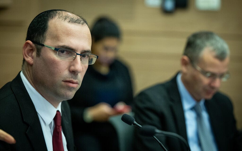 ח"ר שמחה רוטמן בדיון בוועדת החוקה של הכנסת, 11 בינואר 2023 (צילום: יונתן זינדל/פלאש90)