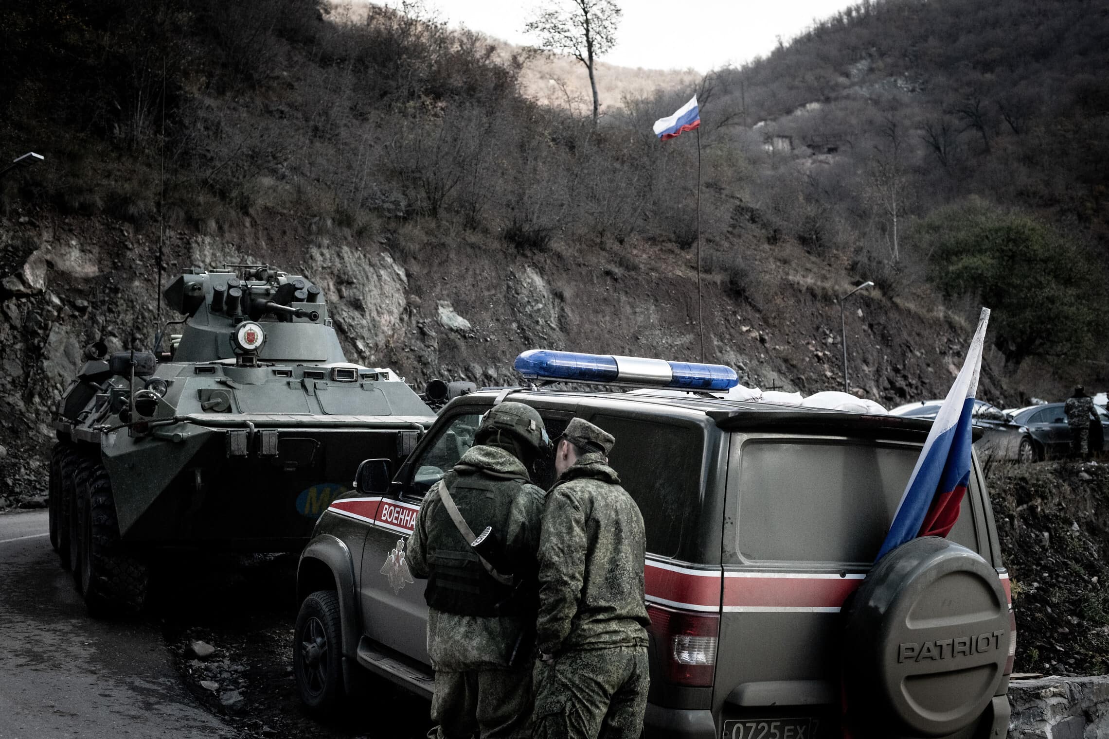 חיילי צבא רוסיה מ&quot;כוח השמירה על השלום&quot; בנגורנו קרבאך (צילום: גילעד שדה)