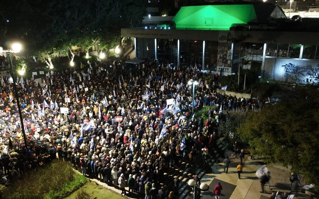 הפגנה בתל אביב נגד ההפיכה המשטרית, 4 לפברואר 2023 (צילום: מחאת קפלן)